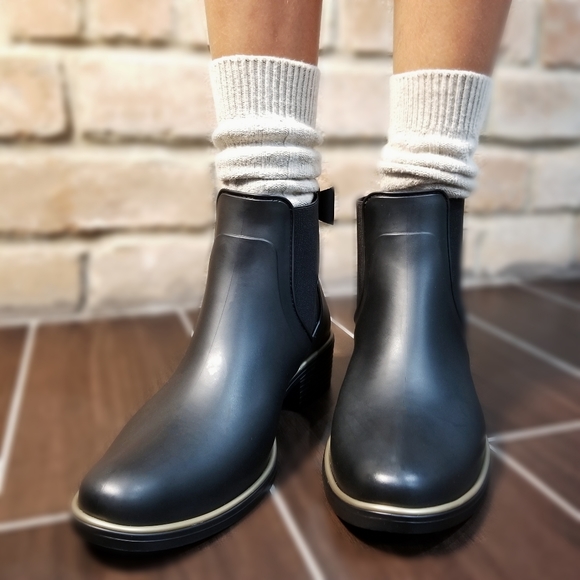 KATE SPADE Edimburg Rubber Rain Boots Black/Gold - Picture 3 of 6